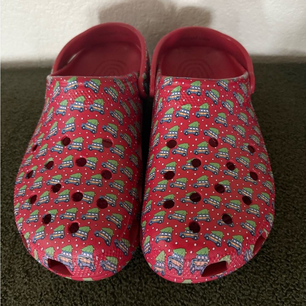 Vineyard Vines Holiday Christmas CROCS